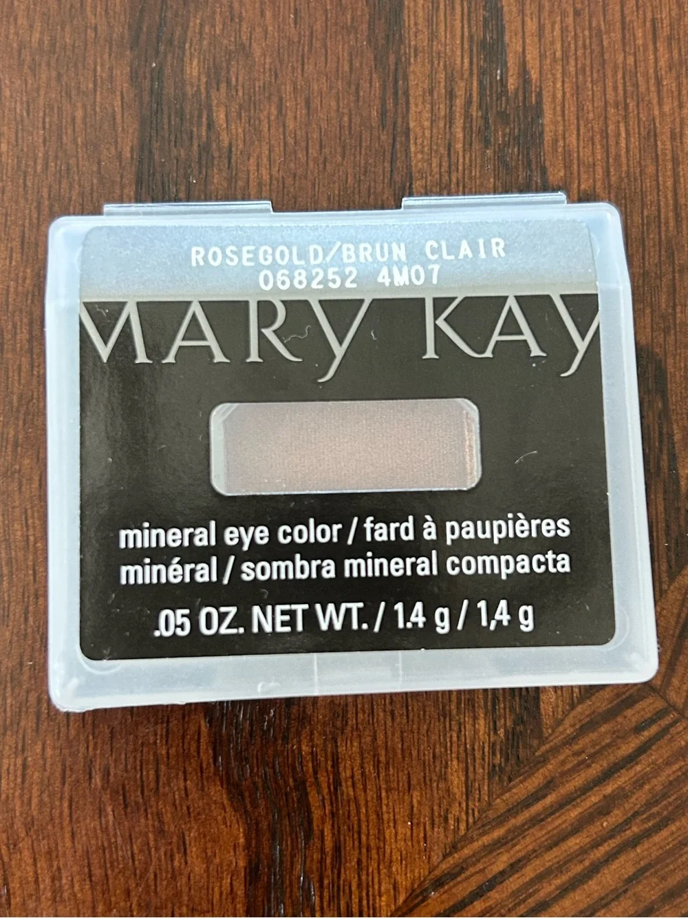 Mary Kay Mineral Eye Color Eye Shadow Rose Gold #068252 New Discontinued Retired